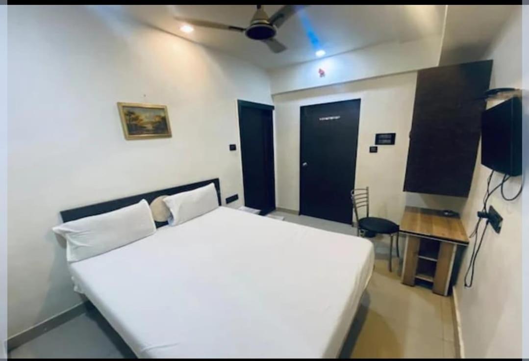 فندق Shubham Residency Mahape نافي مومباي المظهر الخارجي الصورة